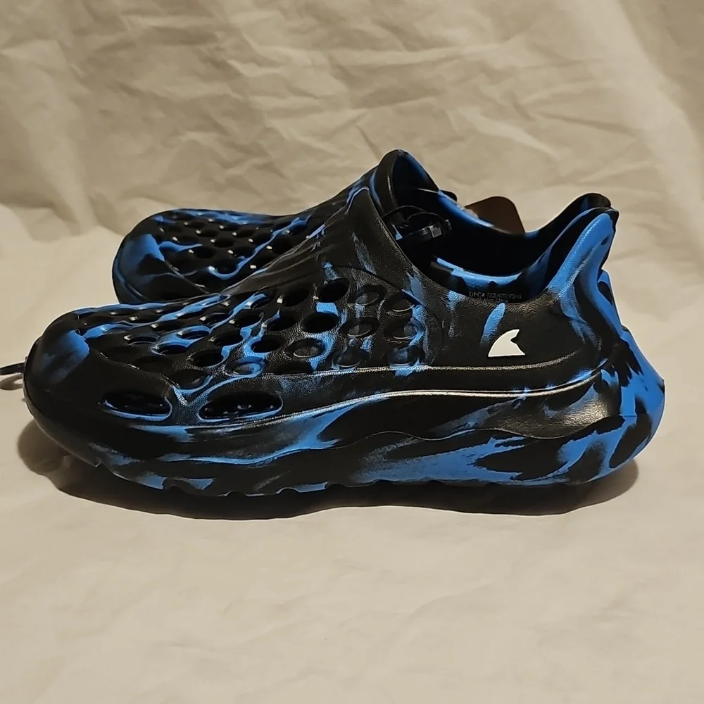 Rugged Shark Kids Size 13 Blue-Black Slip On Floatable Water Sneakers New
